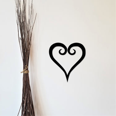Curly Heart Decor | Metal Heart Sign | Wedding Decor | Love Decor | Kids Room Decor | Valentine's, Wedding or Anniversary Gift for Her